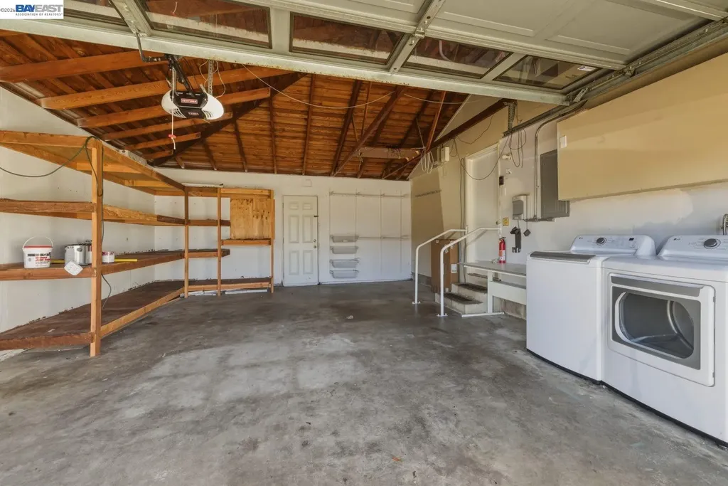 35760 Haley Street Newark CA 94560