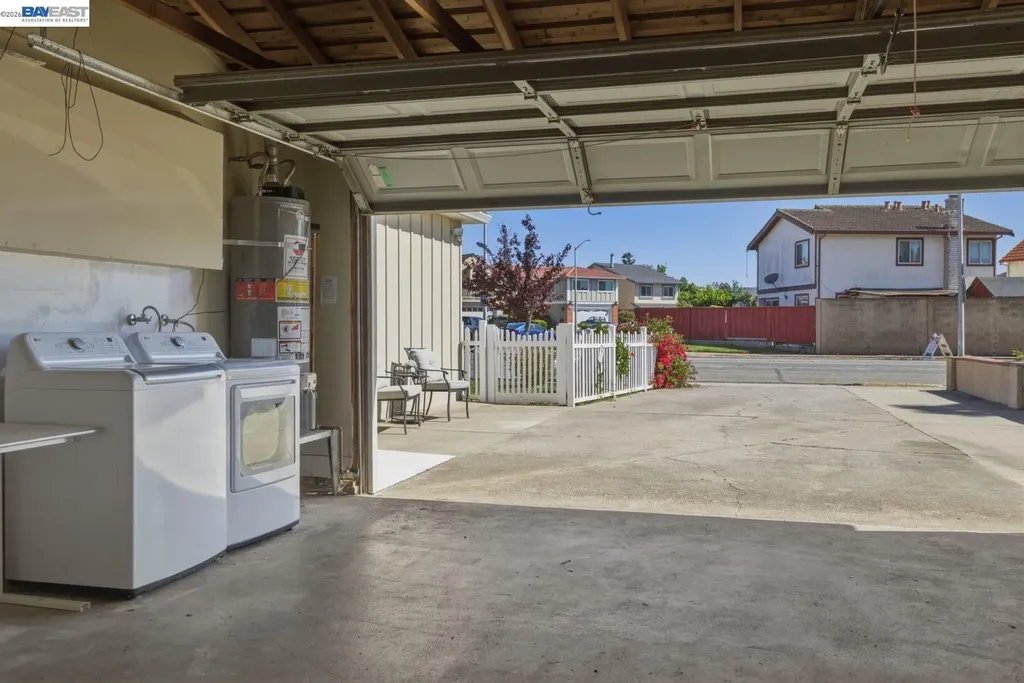 35760 Haley Street Newark CA 94560