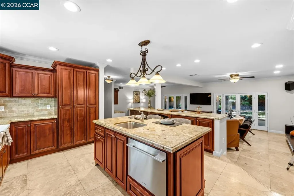 1642 Carriage Drive Walnut Creek CA 94598