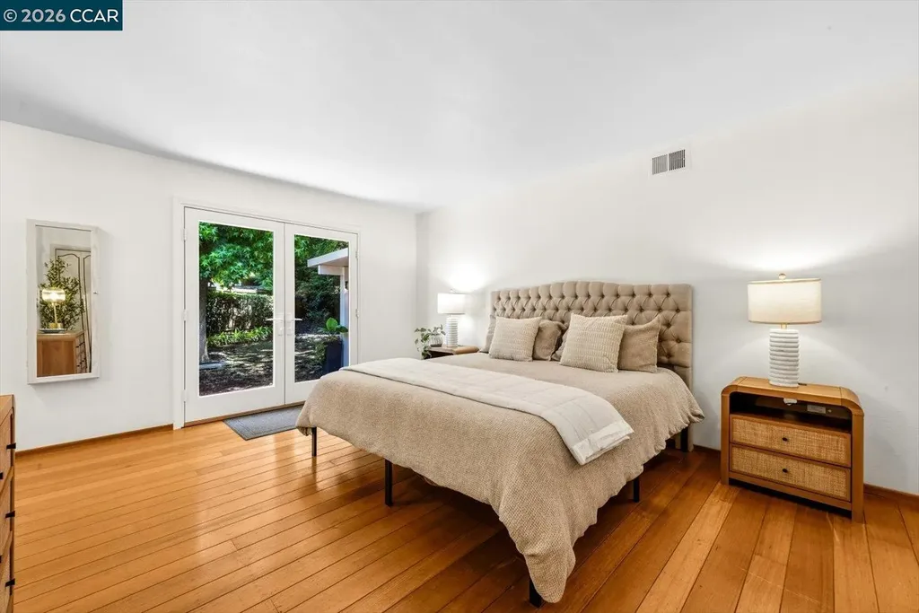 1642 Carriage Drive Walnut Creek CA 94598