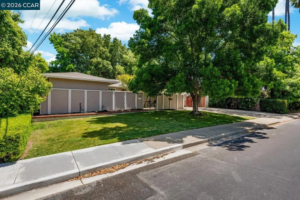 1642 Carriage Drive Walnut Creek CA 94598
