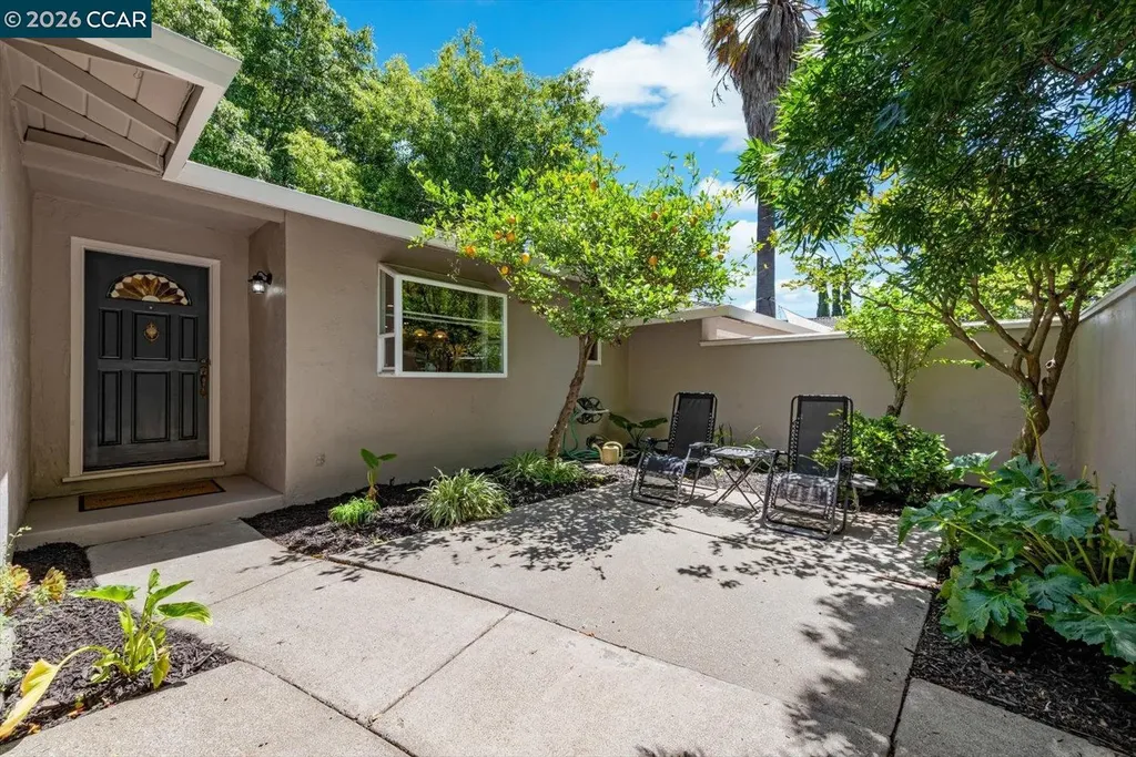 1642 Carriage Drive Walnut Creek CA 94598