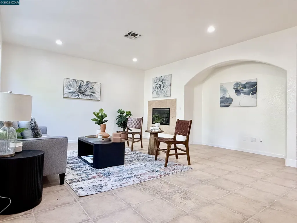 7240 Willow Creek Circle Vallejo CA 94591