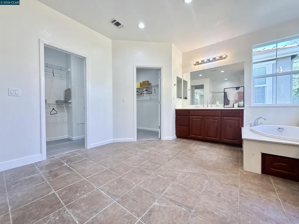 7240 Willow Creek Circle Vallejo CA 94591