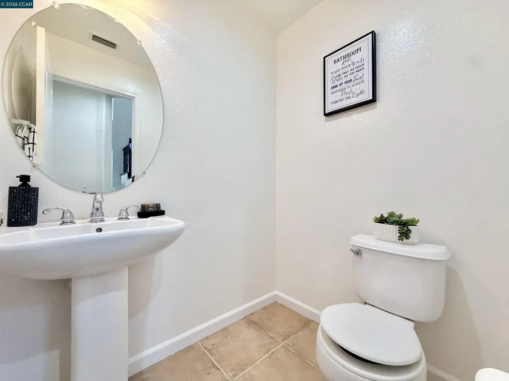 7240 Willow Creek Circle Vallejo CA 94591
