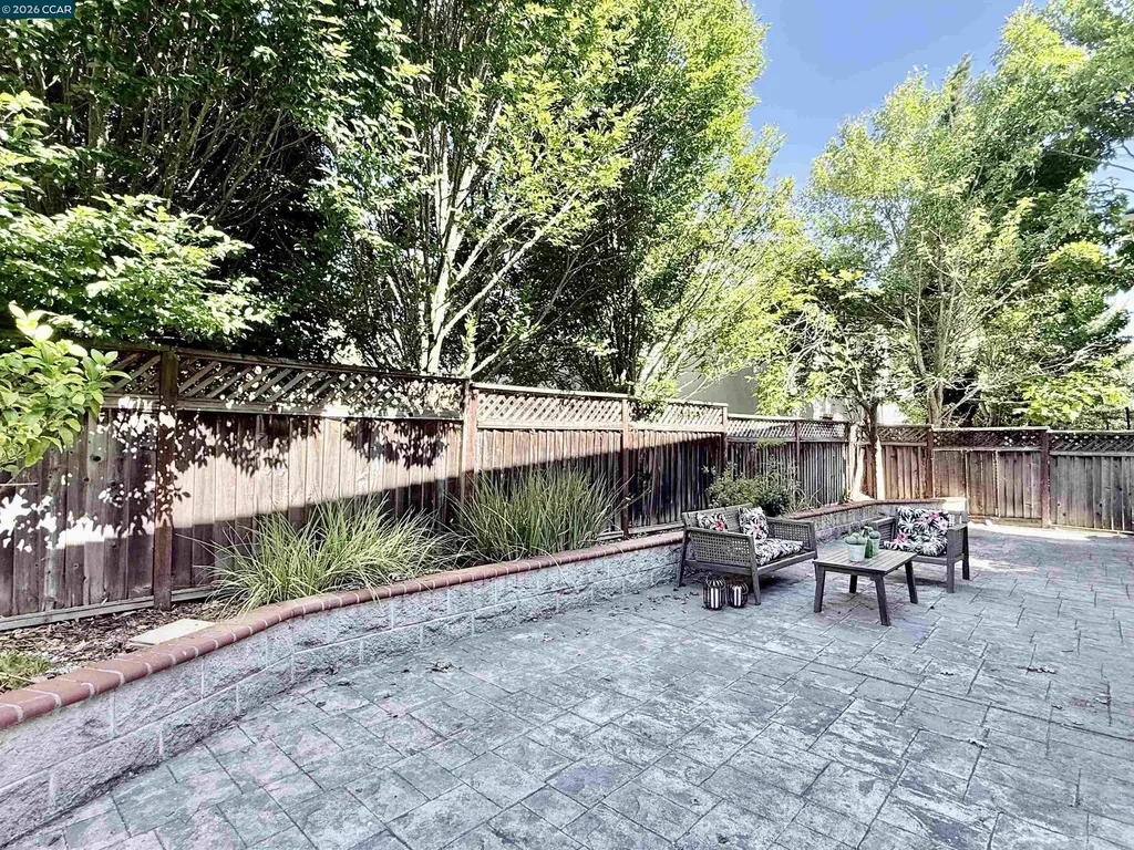 7240 Willow Creek Circle Vallejo CA 94591