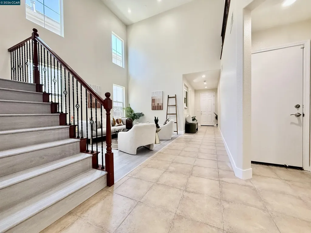 7240 Willow Creek Circle Vallejo CA 94591