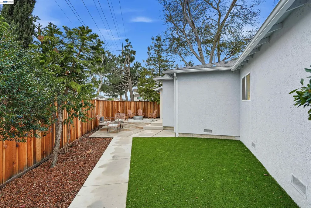 112 Martin Avenue Livermore CA 94551