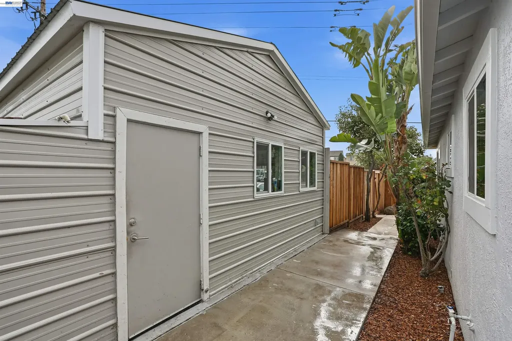 112 Martin Avenue Livermore CA 94551