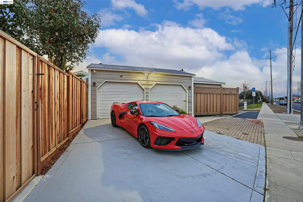112 Martin Avenue Livermore CA 94551