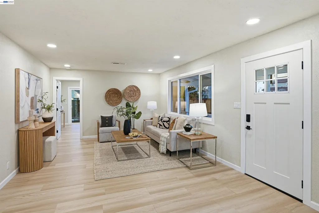 112 Martin Avenue Livermore CA 94551