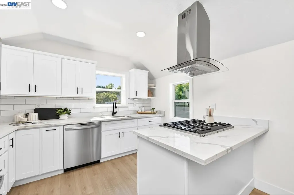 1038 Division Street Pleasanton CA 94566