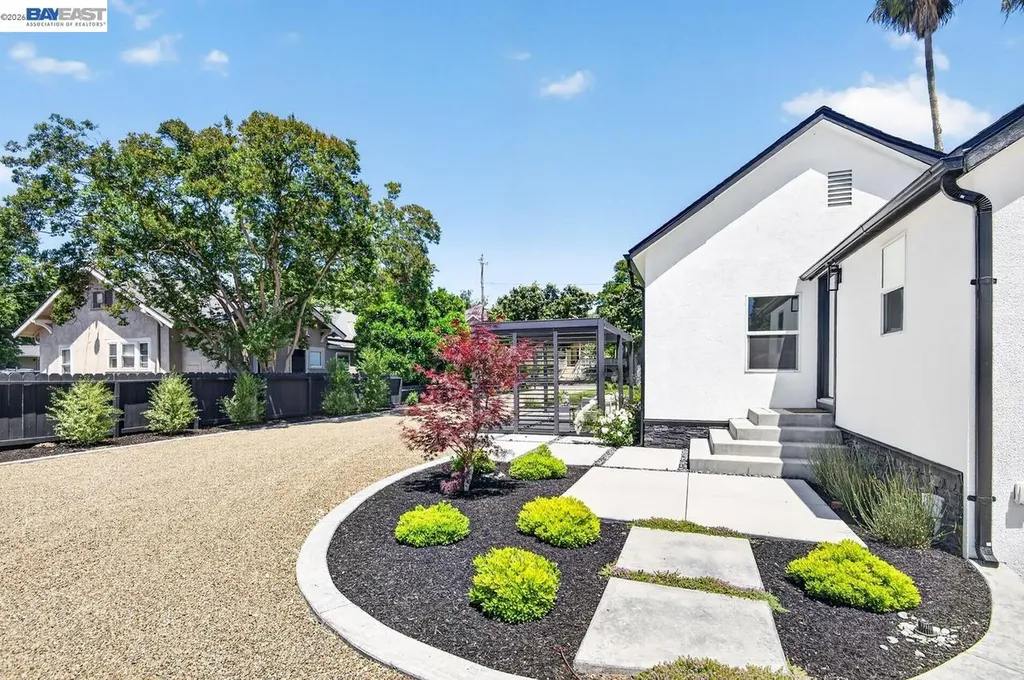 1038 Division Street Pleasanton CA 94566
