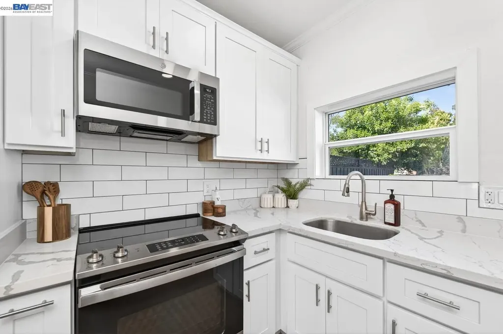 1038 Division Street Pleasanton CA 94566