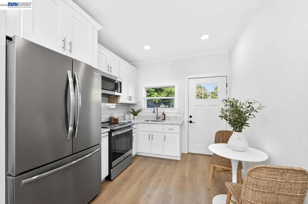 1038 Division Street Pleasanton CA 94566