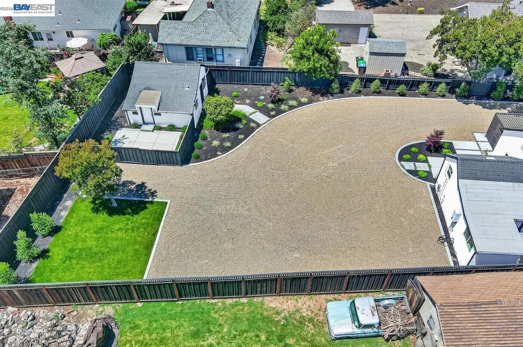 1038 Division Street Pleasanton CA 94566