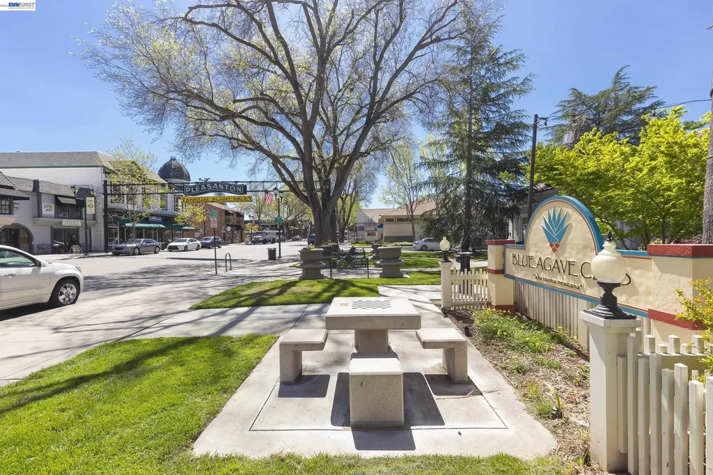 1038 Division Street Pleasanton CA 94566