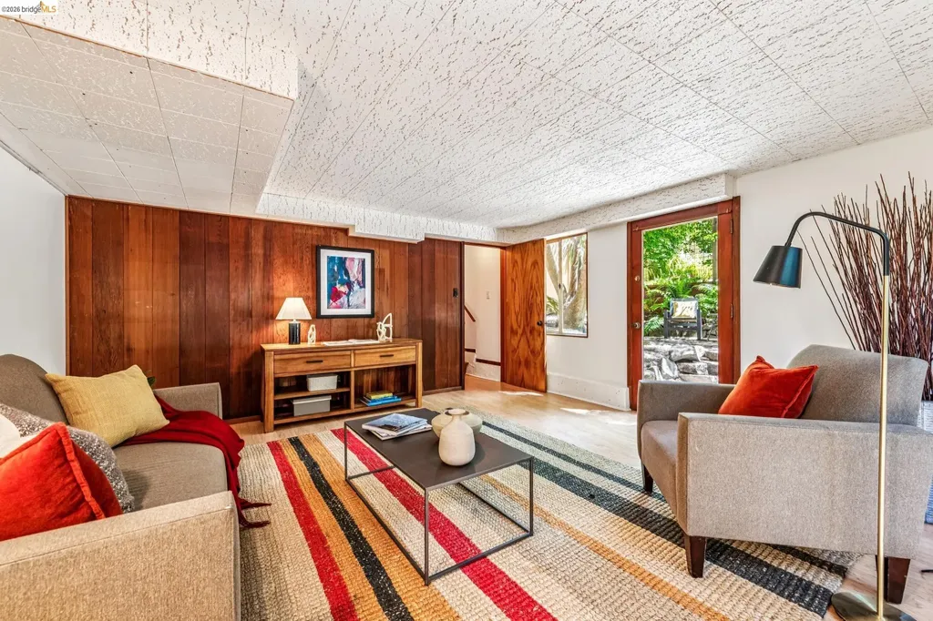 335 Vermont Avenue Berkeley CA 94707