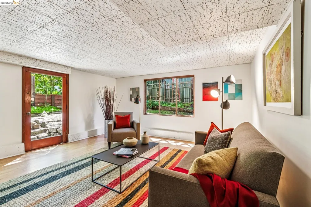 335 Vermont Avenue Berkeley CA 94707
