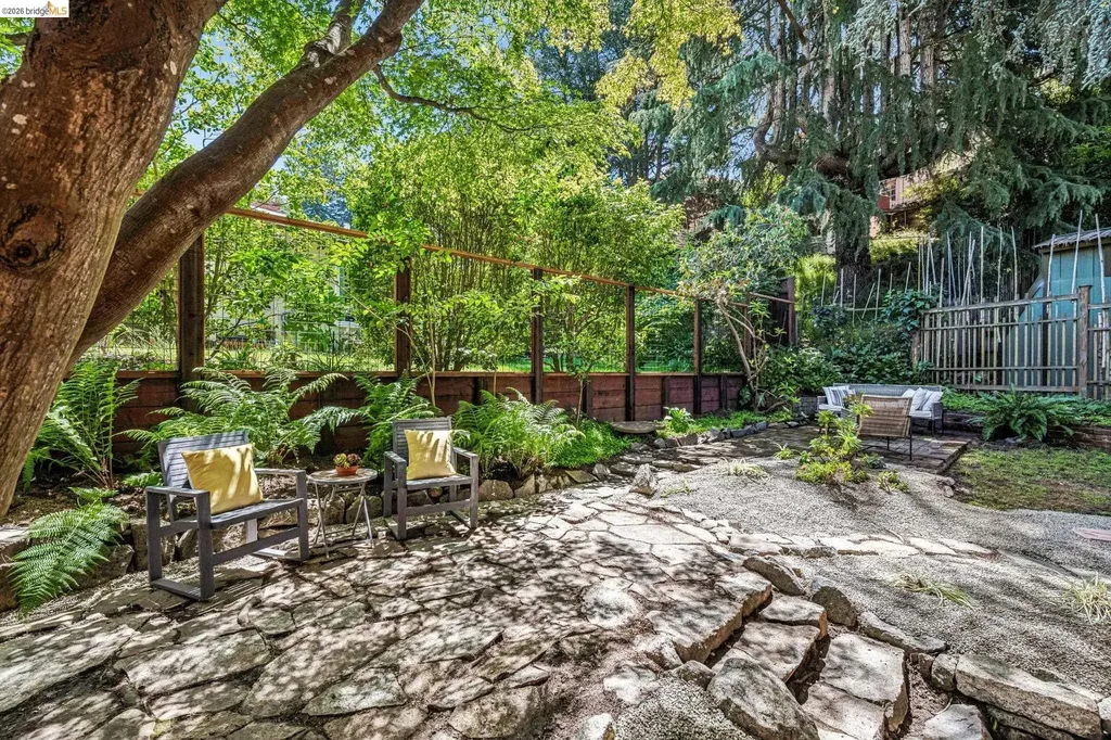 335 Vermont Avenue Berkeley CA 94707