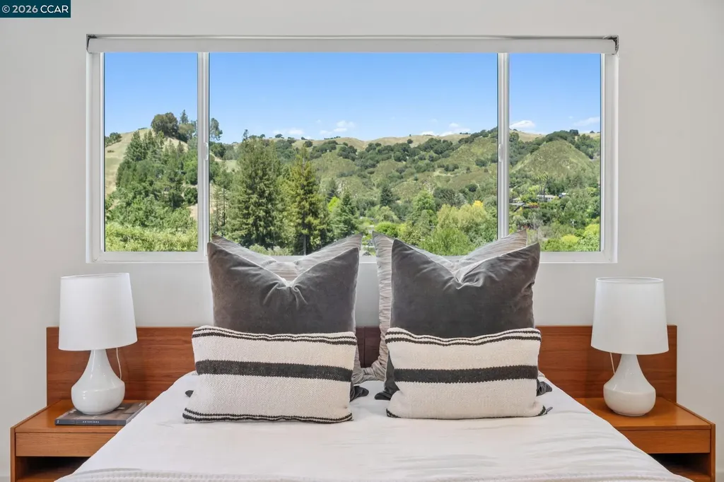 1119 Oak Hill Road Lafayette CA 94549