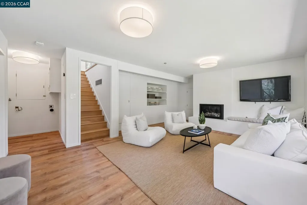 1119 Oak Hill Road Lafayette CA 94549