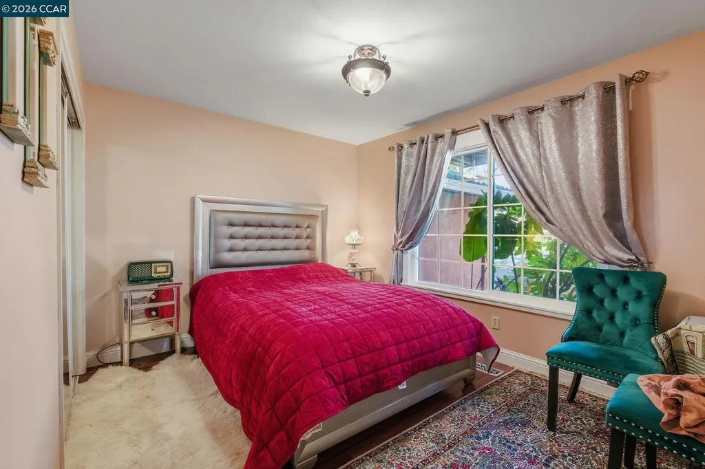 17 Corte Granada Moraga CA 94556