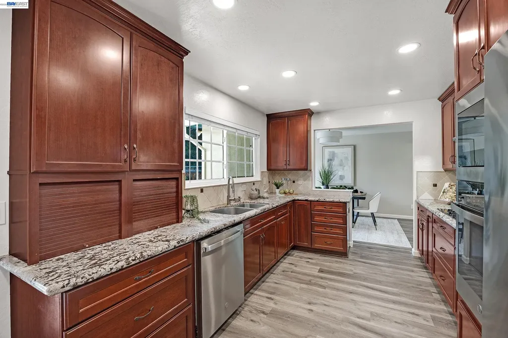 719 Via Del Sol Livermore CA 94550