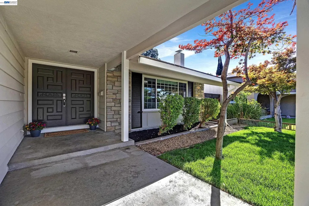 719 Via Del Sol Livermore CA 94550