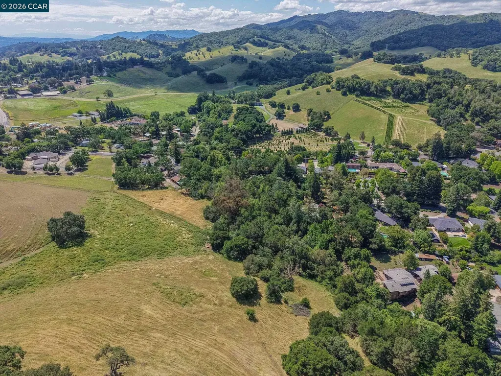 2652 Reliez Valley Road Martinez CA 94553
