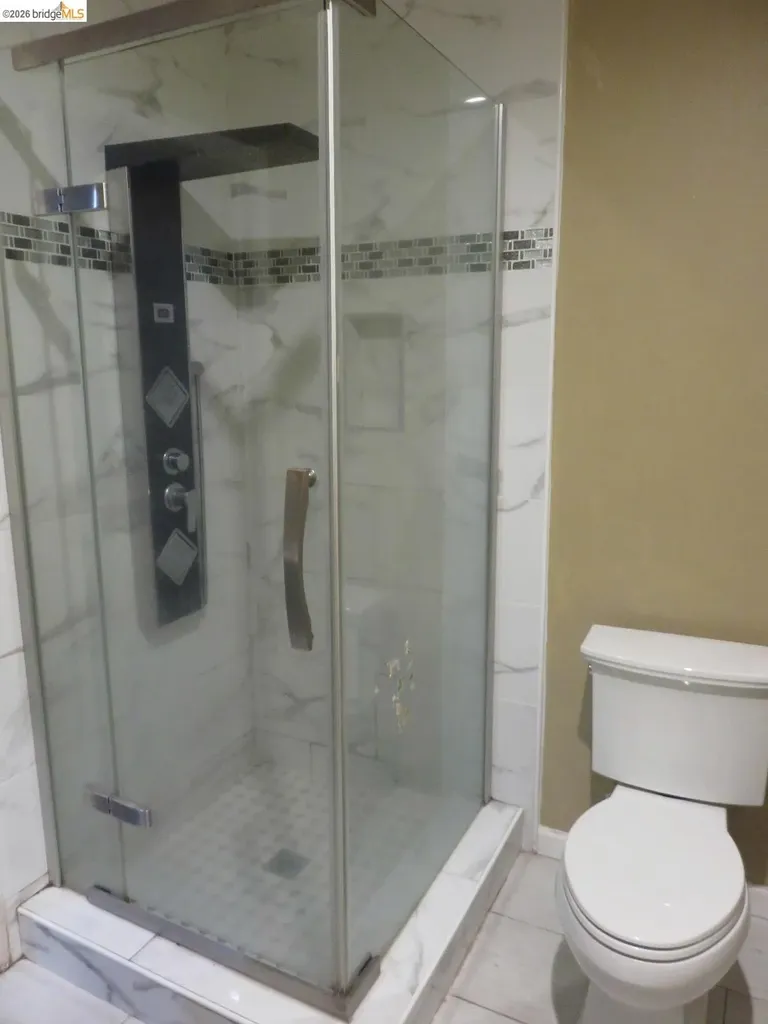1649 72nd Avenue Oakland CA 94621