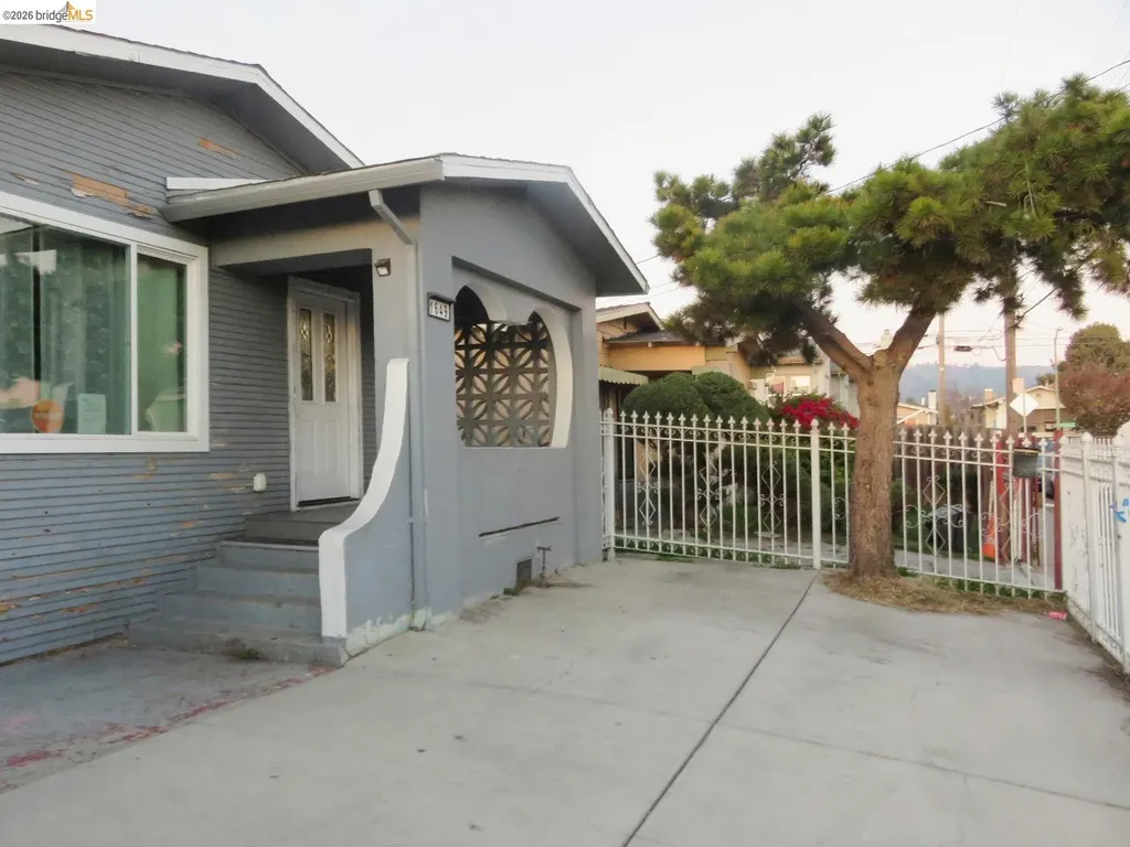 1649 72nd Avenue Oakland CA 94621