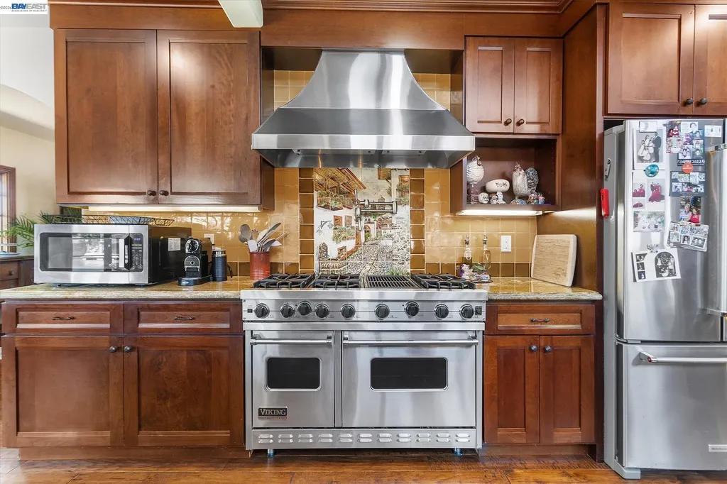 630 Rock Isle Alameda CA 94501