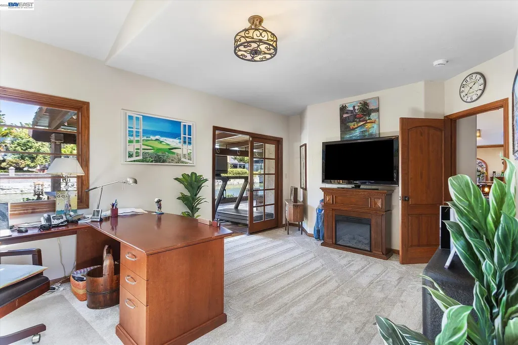 630 Rock Isle Alameda CA 94501