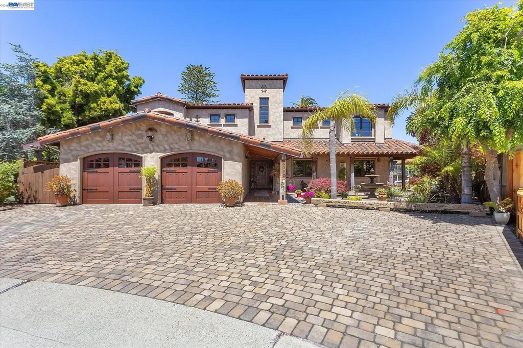 630 Rock Isle Alameda CA 94501