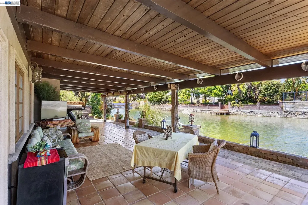 630 Rock Isle Alameda CA 94501