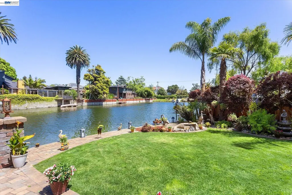630 Rock Isle Alameda CA 94501