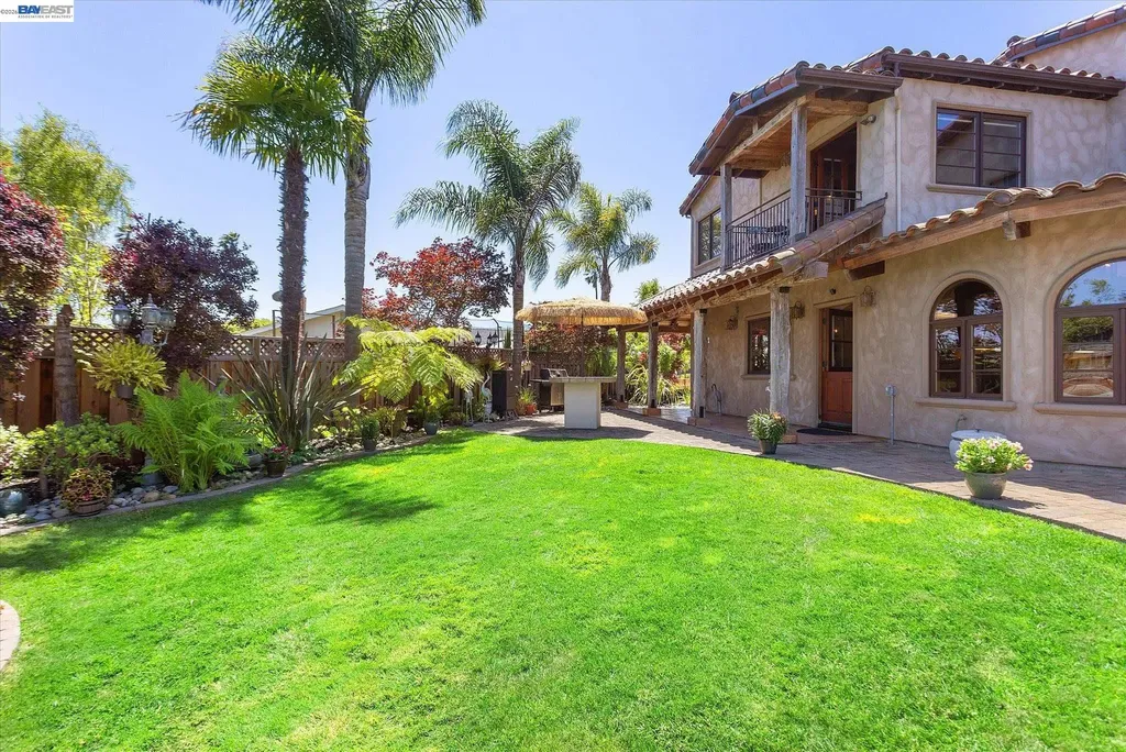 630 Rock Isle Alameda CA 94501