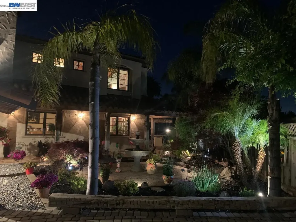 630 Rock Isle Alameda CA 94501