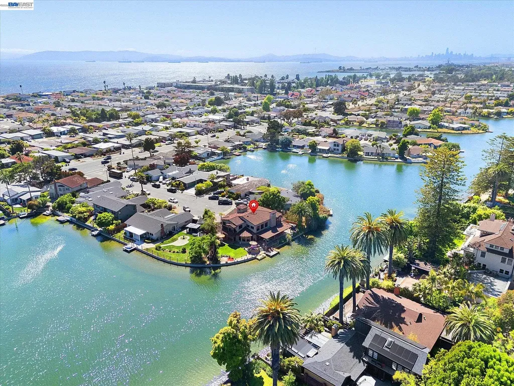 630 Rock Isle Alameda CA 94501