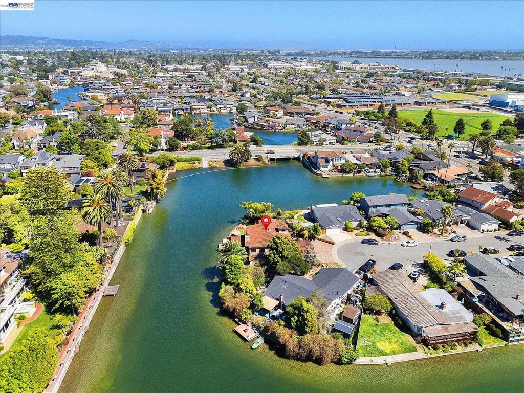 630 Rock Isle Alameda CA 94501