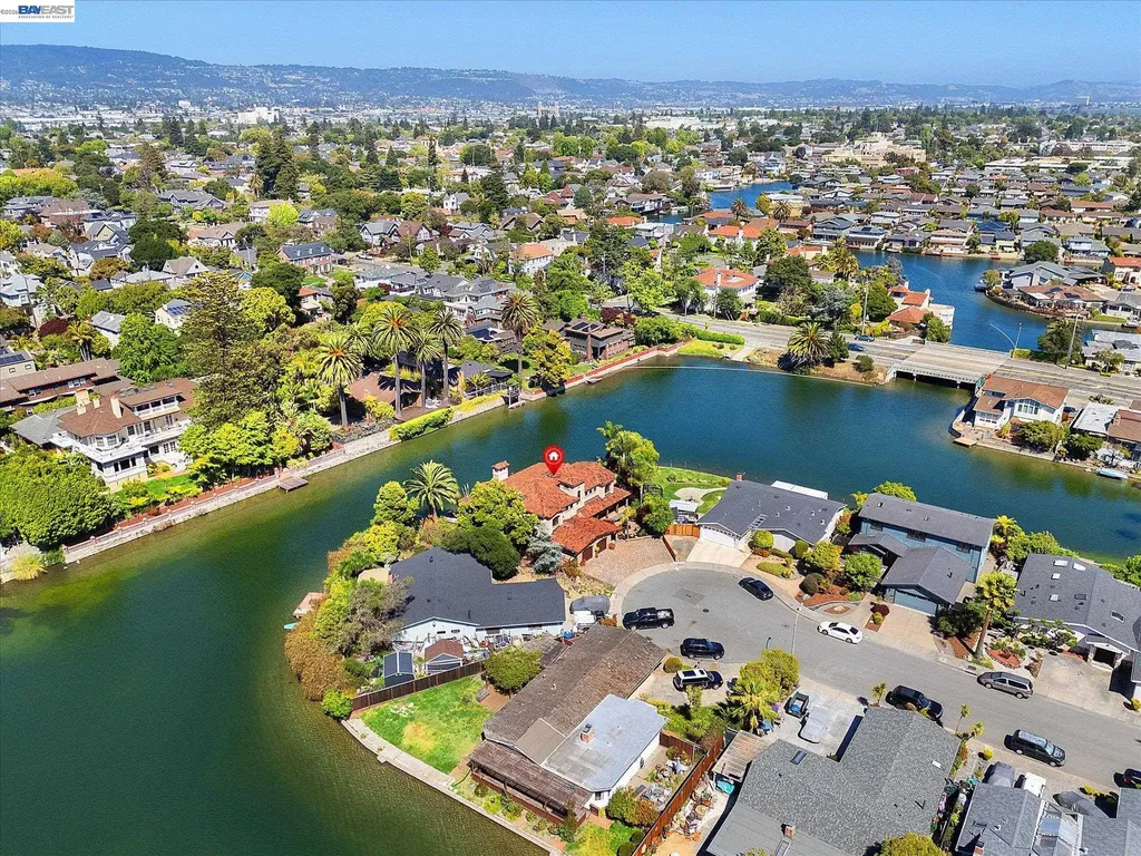 630 Rock Isle Alameda CA 94501