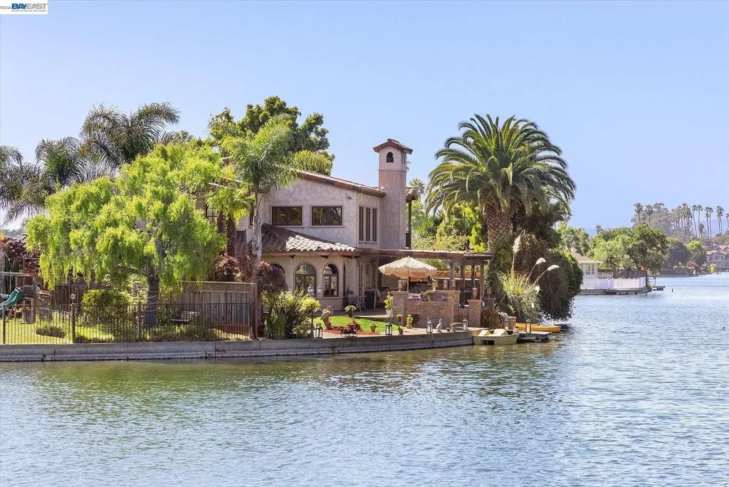 630 Rock Isle Alameda CA 94501