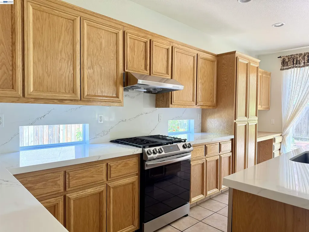 852 Meadow View Drive Richmond CA 94806