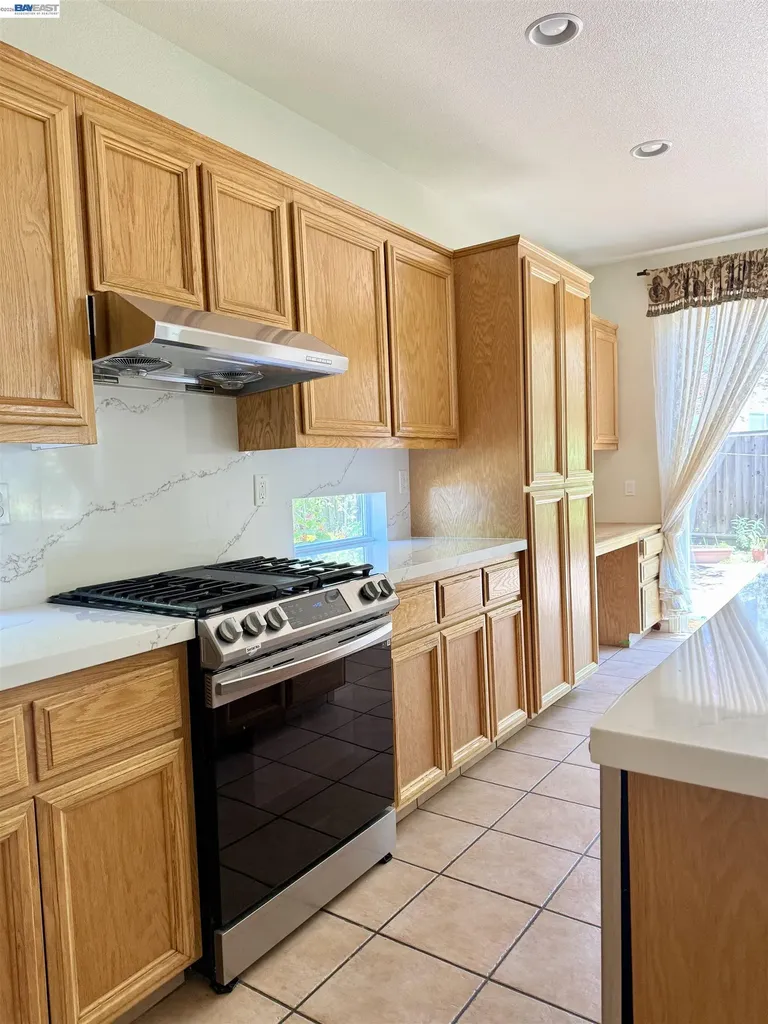852 Meadow View Drive Richmond CA 94806