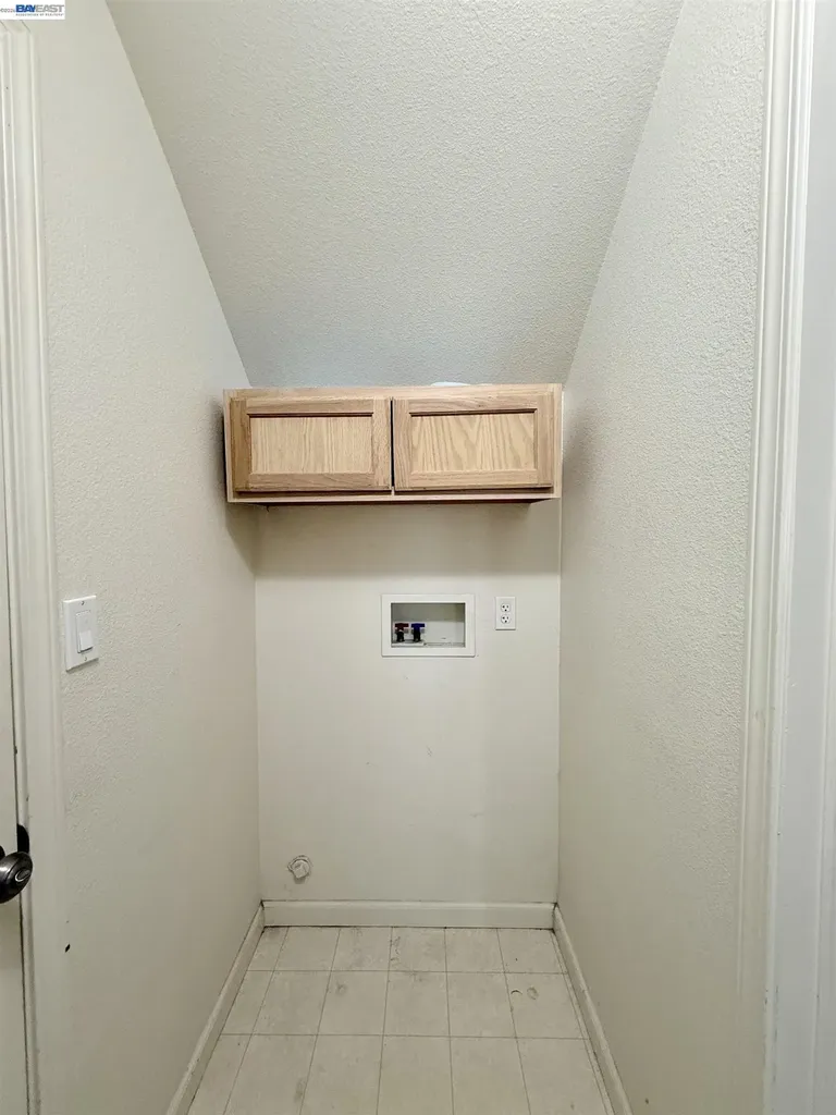 852 Meadow View Drive Richmond CA 94806