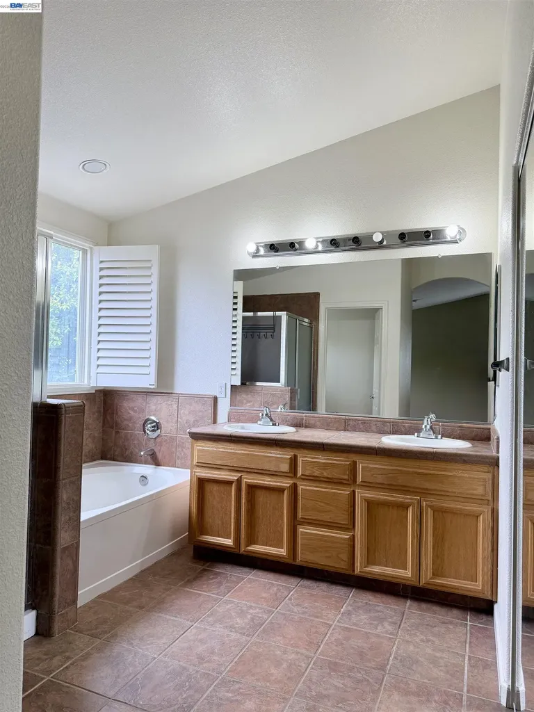 852 Meadow View Drive Richmond CA 94806