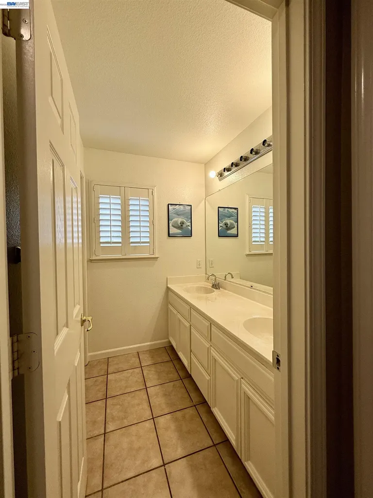 852 Meadow View Drive Richmond CA 94806