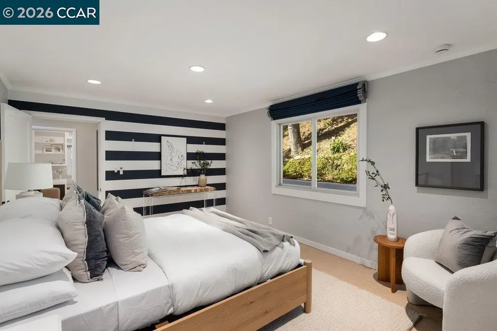 371 Camino Sobrante Orinda CA 94563