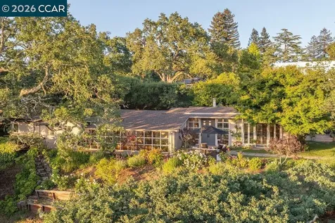 371 Camino Sobrante Orinda CA 94563